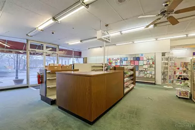 7021 Miami Avenue, Madeira, OH 45243 - Photo 6