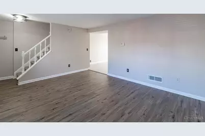 2857 Mossy Brink Court, Deerfield Township, OH 45039 - Photo 4