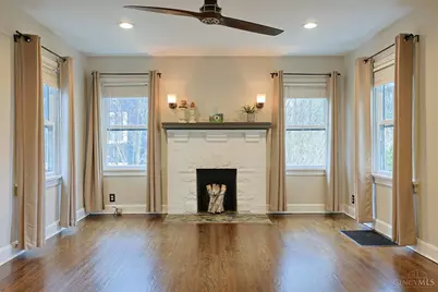 26 W Mills Avenue, Wyoming, OH 45215 - Photo 8