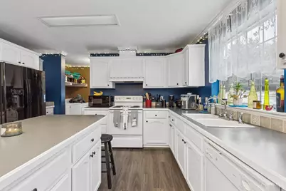 5635 Thomas Road, Lewis Township, OH 45121 - Photo 8