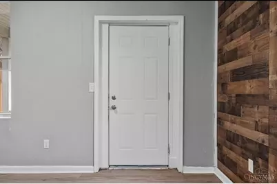 1637 Waverly Avenue, Cincinnati, OH 45214 - Photo 6