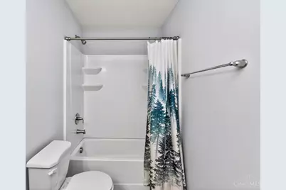 2150 Pine Valley Drive, Hamilton, OH 45013 - Photo 22