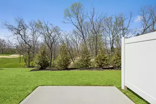 7227 Grandway Dr, West Chester, OH 45069 - Photo 8