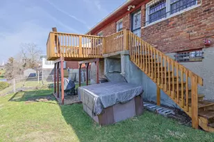 6045 Tahiti Dr, Cincinnati, OH 45224 - Photo 38