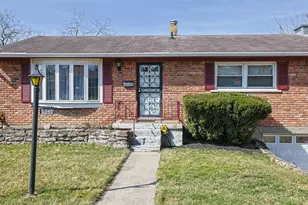 6045 Tahiti Dr, Cincinnati, OH 45224 - Photo 4