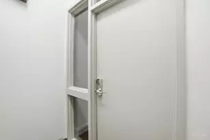 1210 Sycamore St, Cincinnati, OH 45202 - Photo 4