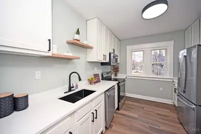 1933 Hewitt Avenue, Cincinnati, OH 45207 - Photo 16