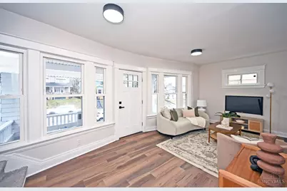 1933 Hewitt Avenue, Cincinnati, OH 45207 - Photo 8