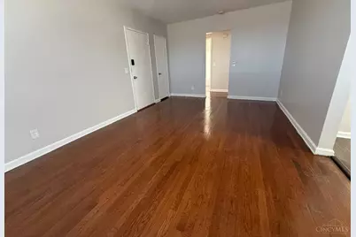 1607 Asmann #4, Reading, OH 45229 - Photo 6