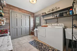 6198 Pintail Ct, Miami Township, OH 45140 - Photo 16