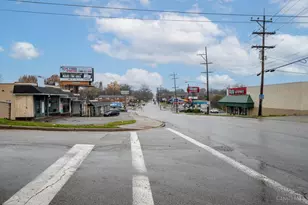 1165 W Galbraith Rd, Springfield Township, OH 45231 - Photo 4