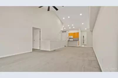 744 Breckenridge Court #204, Union Township, OH 45244 - Photo 6