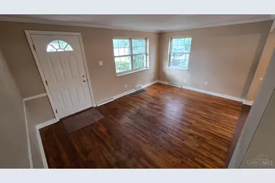 8468 Plainfield Road, Deer Park, OH 45236 - Photo 2