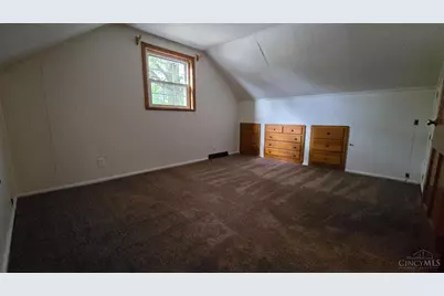 8468 Plainfield Road, Deer Park, OH 45236 - Photo 12