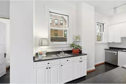 3852 Dakota Avenue, Cincinnati, OH 45229 - Photo 24