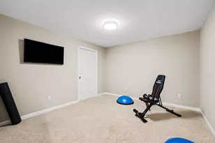 4989 Springleaf Dr, Liberty Township, OH 45011 - Photo 18