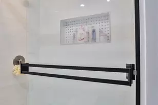 8698 Cox Rd, West Chester, OH 45069 - Photo 14