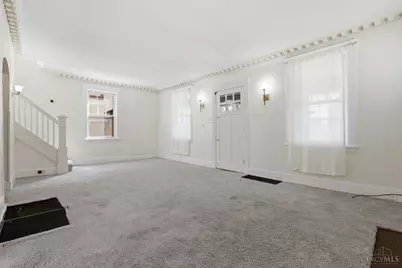 810 S Fred Shuttlesworth Circle, Cincinnati, OH 45229 - Photo 6