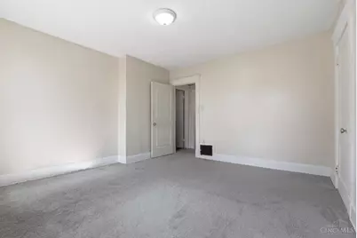 810 S Fred Shuttlesworth Circle, Cincinnati, OH 45229 - Photo 20