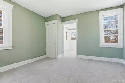 810 S Fred Shuttlesworth Circle, Cincinnati, OH 45229 - Photo 24