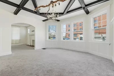 810 S Fred Shuttlesworth Circle, Cincinnati, OH 45229 - Photo 8