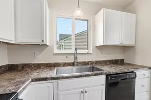 5548 Castle Dr, South Lebanon, OH 45065 - Photo 14