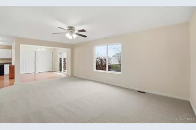 5548 Castle Drive, South Lebanon, OH 45065 - Photo 8