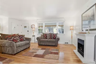 3617 Fieldcrest Drive, Cincinnati, OH 45211 - Photo 8