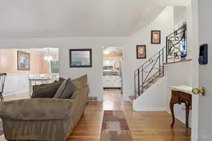 3617 Fieldcrest Dr, Cincinnati, OH 45211 - Photo 4