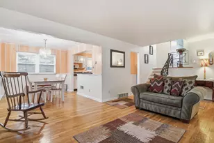 3617 Fieldcrest Dr, Cincinnati, OH 45211 - Photo 6