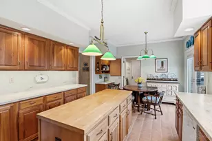 825 Lincoln Woods Ct, Kettering, OH 45429 - Photo 16