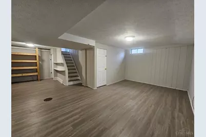 1055 Hempstead Drive, Springfield Township, OH 45231 - Photo 22