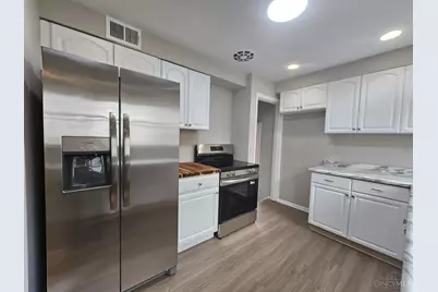 1055 Hempstead Drive, Springfield Township, OH 45231 - Photo 6