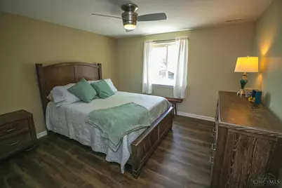 1331 Peregrine Way, Hamilton, OH 45013 - Photo 6