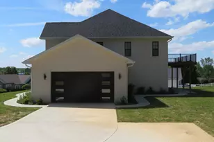 1324 Northwoods Dr, Hillsboro, OH 45133 - Photo 6