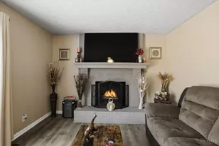 1006 Hearthstone Dr, Springfield Township, OH 45231 - Photo 14