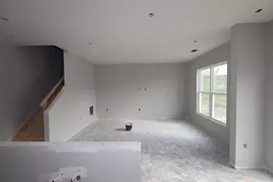 7254 Grandway Dr, West Chester, OH 45069 - Photo 10