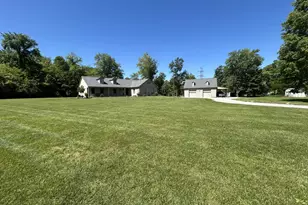 3591 Lake Meadow Dr, Pierce Township, OH 45102 - Photo 2