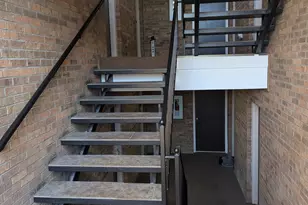 5985 Meadow Creek Dr, Milford, OH 45150 - Photo 2