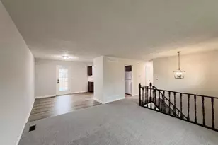 10366 Pippin Ln, Colerain Township, OH 45231 - Photo 8