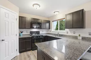 4264 Hunting Hawk Dr, Turtle Creek Township, OH 45036 - Photo 12