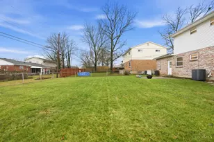 1676 Laval Dr, Anderson Township, OH 45255 - Photo 44