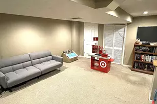 5647 N Gln Rd, Green Township, OH 45248 - Photo 24