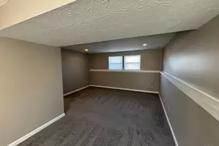8121 Barret Rd, West Chester, OH 45069 - Photo 14