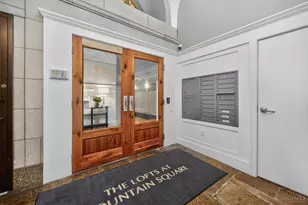 417 Vine St, Cincinnati, OH 45202 - Photo 2