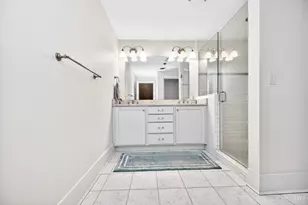 417 Vine St, Cincinnati, OH 45202 - Photo 22