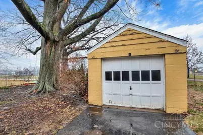 7034 East Avenue, Silverton, OH 45236 - Photo 2