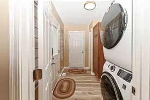 1470 Stableview Cir, Hamilton Township, OH 45039 - Photo 24