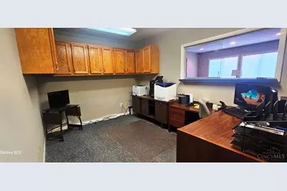 1709 S Breiel Boulevard, Middletown, OH 45044 - Photo 6