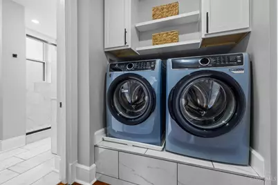 860 Buena Vista Place, Cincinnati, OH 45206 - Photo 24